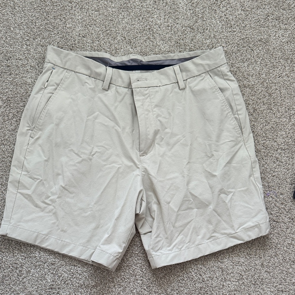 Vineyard Vines Khaki Men's Shorts